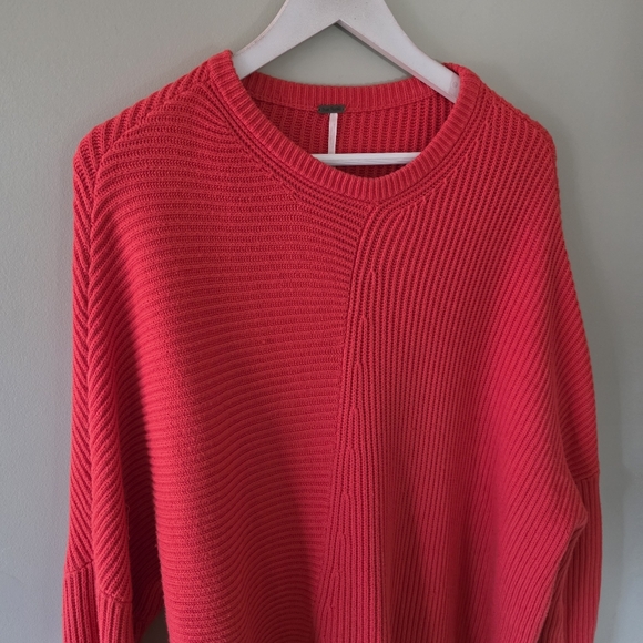 Free People XS Casual Boho Chic Oversized Downtown Pullover Knit Sweater - Picture 6 of 16